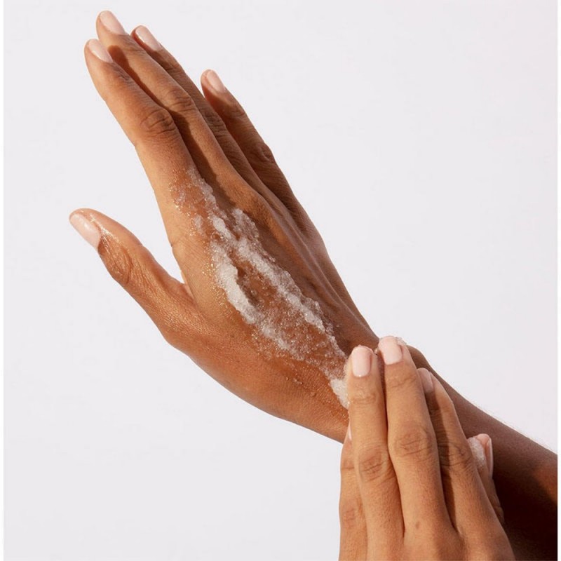 Ako zvoliť správny telový peeling a dosiahnuť perfektnú kombináciu so sprchovým gélom